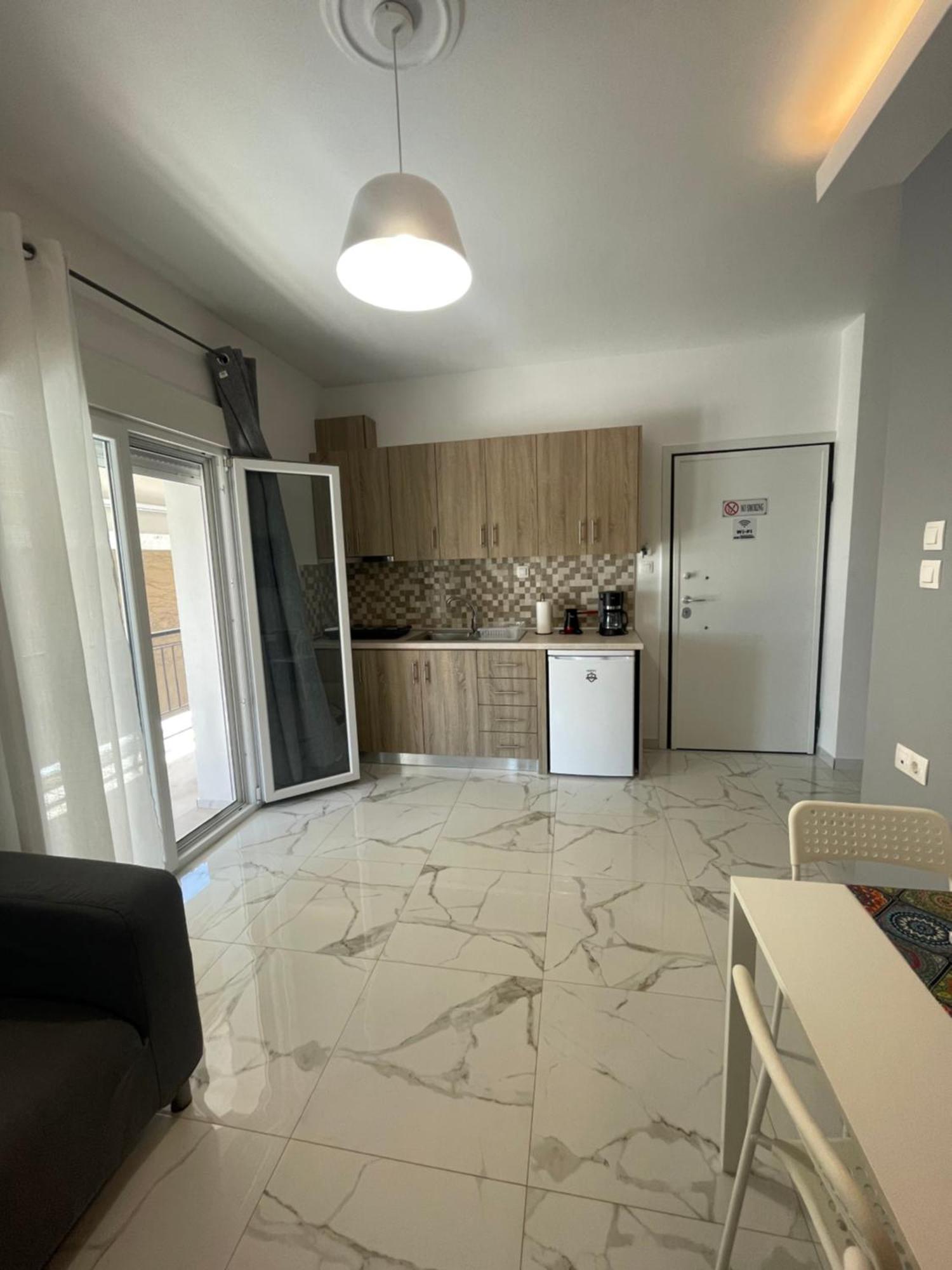 Antonis Apartment Paralia Dionisiou Zimmer foto